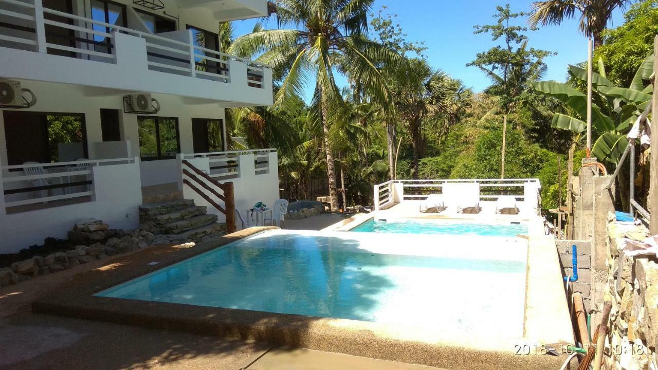 Jalyn'S Resort Sabang Puerto Galera Kültér fotó